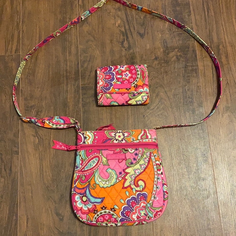 Brand: Vera Bradley  Color: Pink/Orange/Green/Purple/Blue